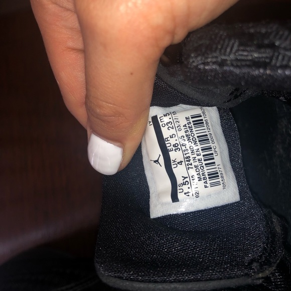 Black Air Jordan - Picture 4 of 6